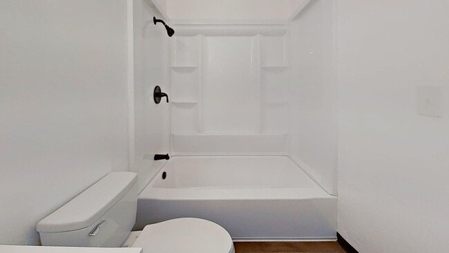 Building Photo - Heights complex Unit 731D E MARIETTA AVE-1