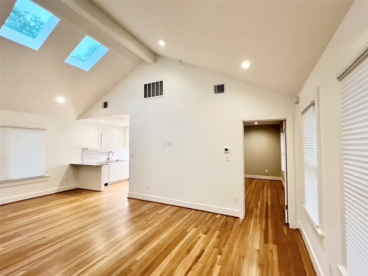 Photo - 1419 Branard St
