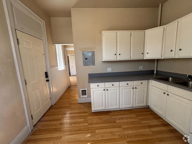 Building Photo - 512-514-514 E 500 S Rental