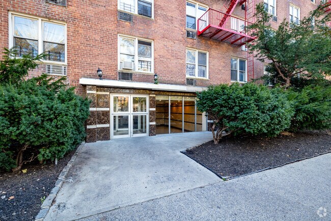 Photo - 99-44 62nd Ave