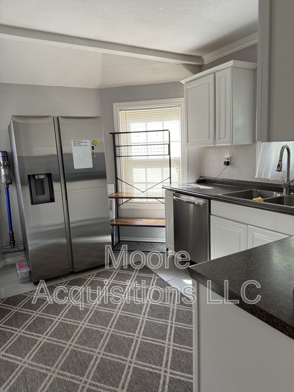 Building Photo - 1602 N Lockhart St Rental