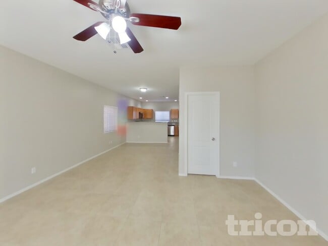 Photo - 17610 N 17th Pl