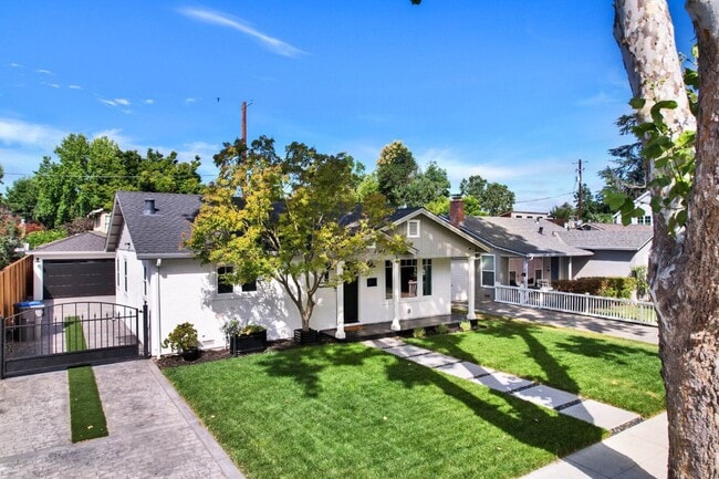 Photo - 1835 Ellen Ave