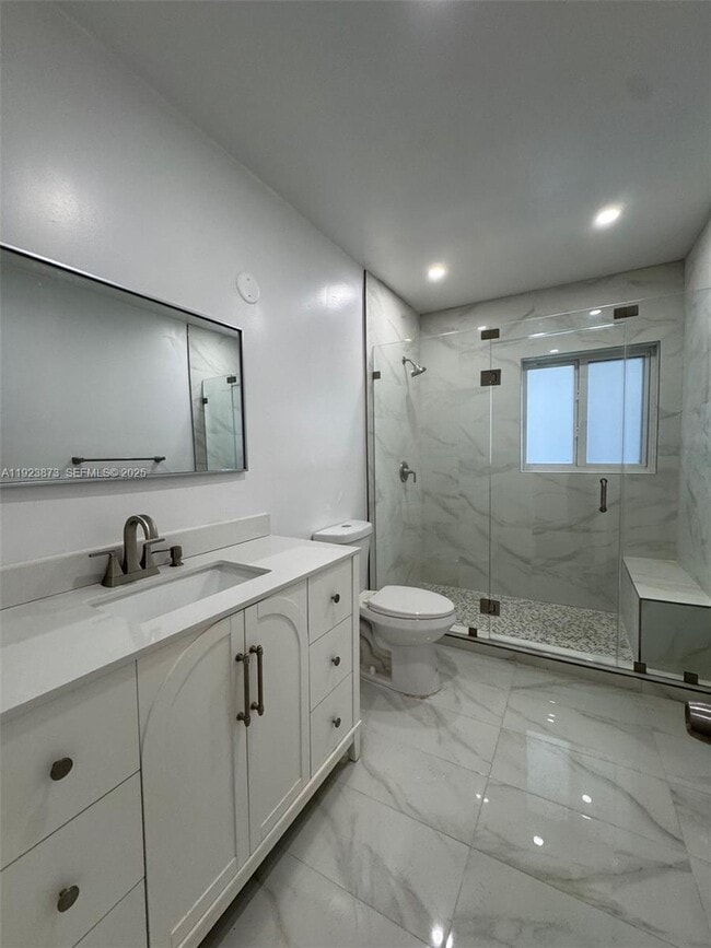 Photo - 4700 SW 7th St