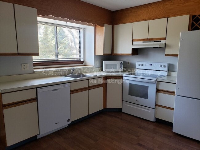 Photo - 174-176 Oakland St