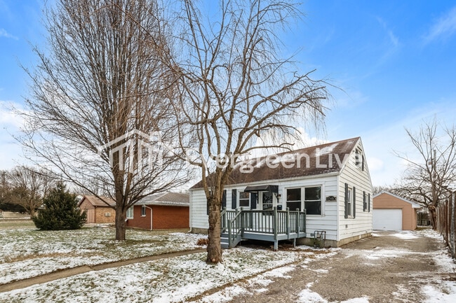 Photo - 1040 Harvard Ave