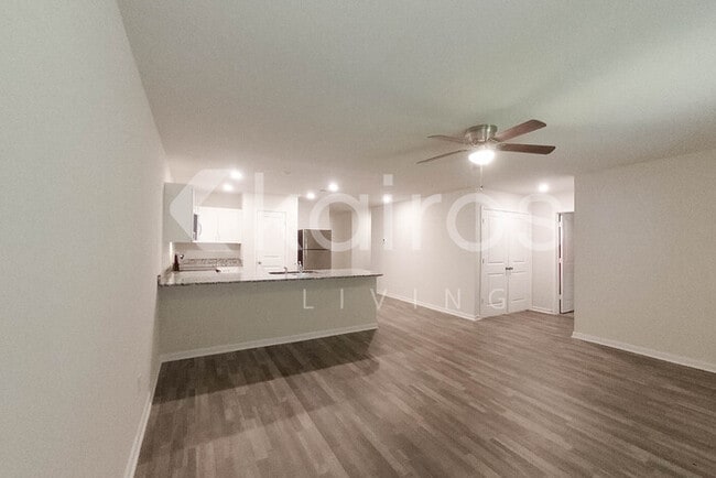 Photo - 204 Wild Oak