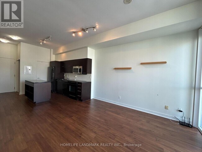 Photo - 126 Simcoe St Unit 2206