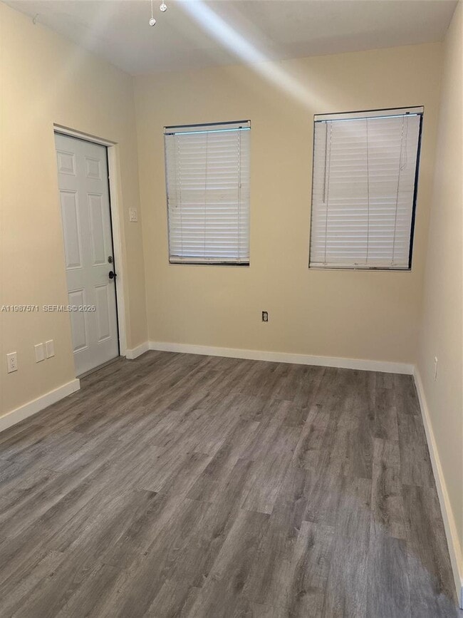 Photo - 1101 NW 32nd Pl Unit Rear