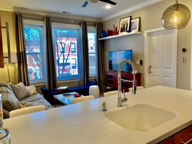 Photo - 1453 W Taylor St Unit 3R