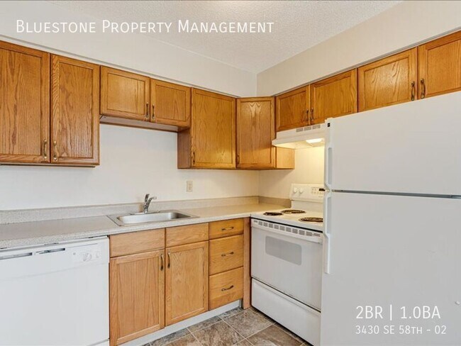 Photo - 3430 SE 58th Ave Unit 02