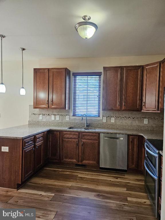 Photo - 130A Pineview Ave