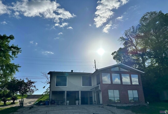 Photo - 8174 False River Rd