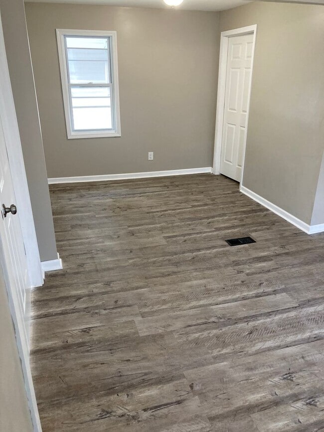 Photo - 96 Lyndhurst St Unidad Up