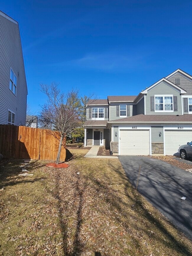 Photo - 852 Woodewind Dr Unit -