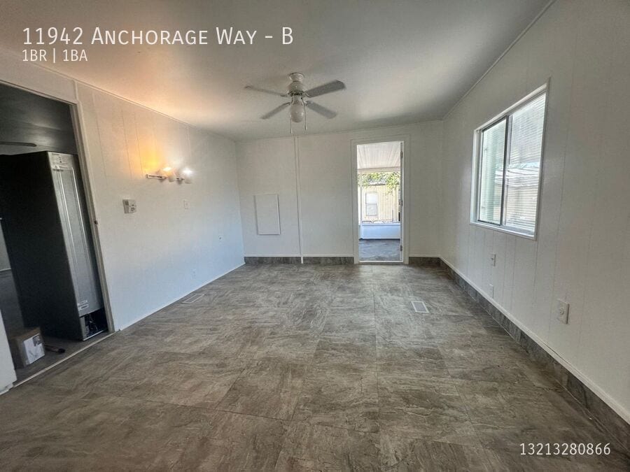 Photo - 11942 Anchorage Way Unit B