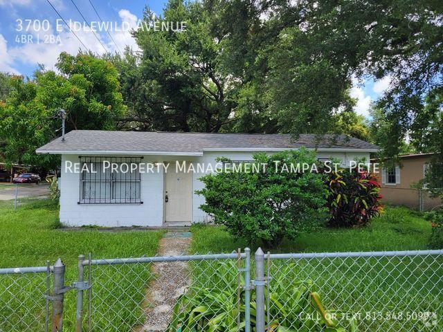 Building Photo - ***AVAILABLE FOR IMMEDIATE MOVE IN*** Rental