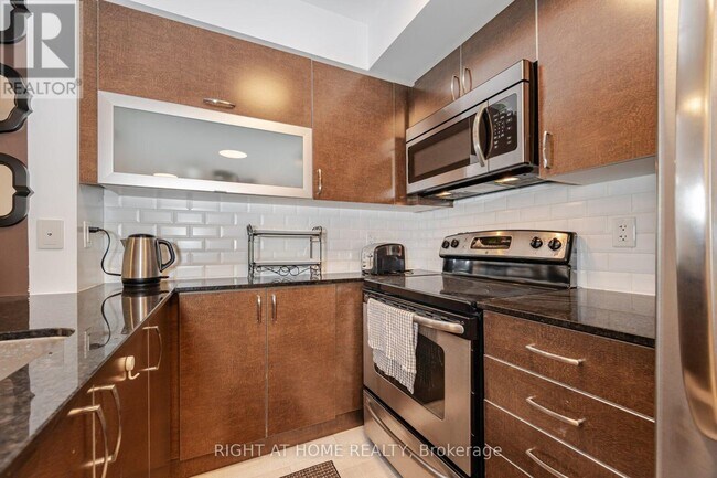 Photo - 28 Ted Rogers Way Unit 1506