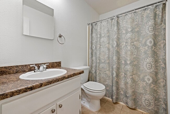 Photo - 22727 Smokey Hill Dr