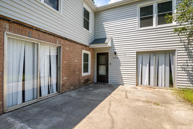 Building Photo - 1017 Stevens Creek Rd