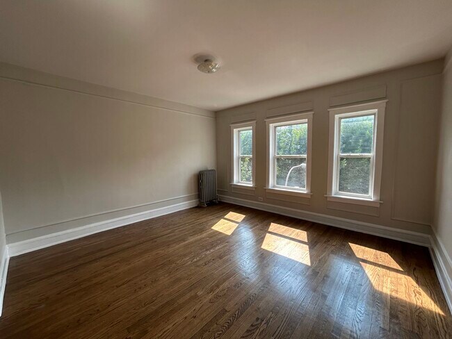 Photo - 2659 N Spaulding Ave