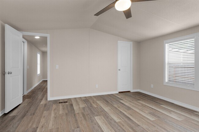 Photo - 84 Ridgeway Dr