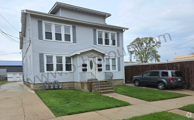 Building Photo - 3502 67th St Unit Apt 1