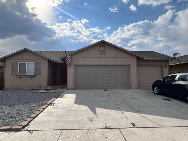 Beautiful Home For Rent in Fernley - Beautiful Home For Rent in Fernley