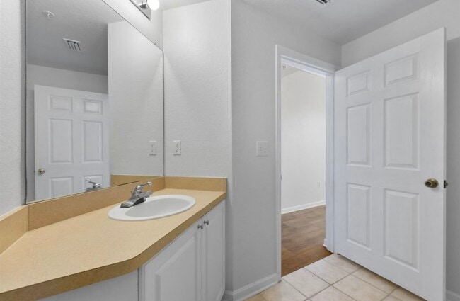 Photo - 405 S Villa San Marco Dr Unit 303