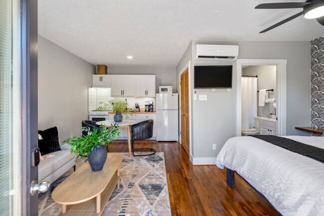 4952 Polk St Unit SI ID1531096P