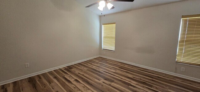 Photo - 3930 SW 57th Terrace