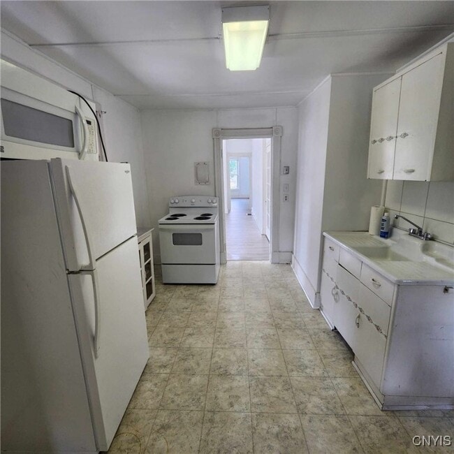 Photo - 504 Mundy St