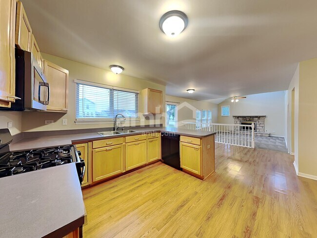 Photo - 7003 Pyramid Dr