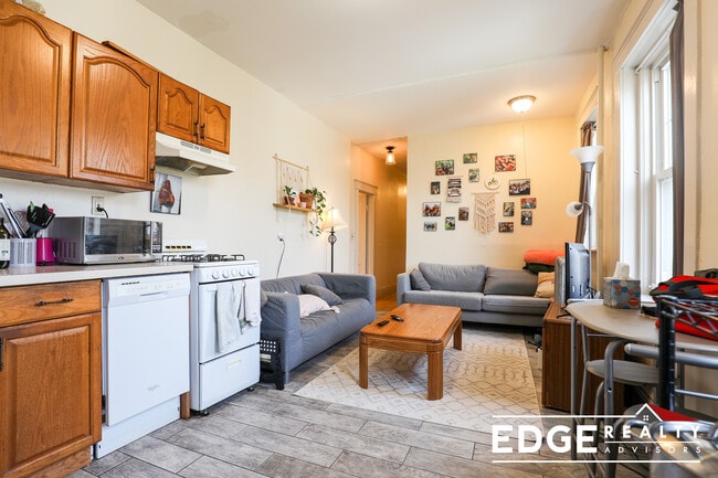 Photo - 30 Reedsdale St Unidad 3