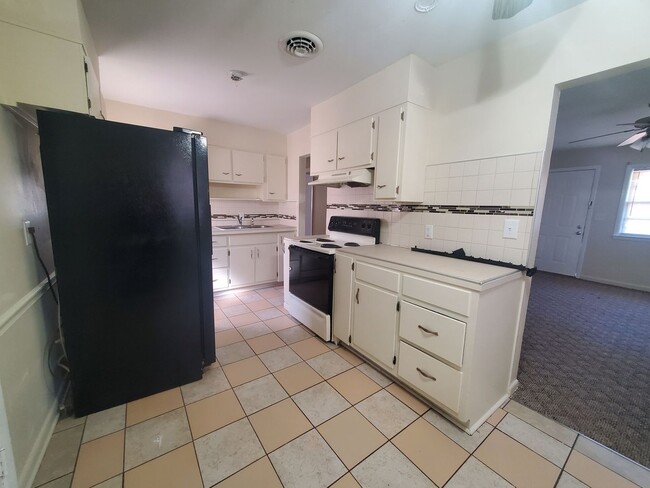 Photo - 1606 Gibson St
