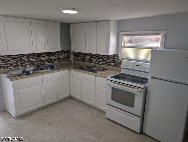 111 E Palmetto Ln