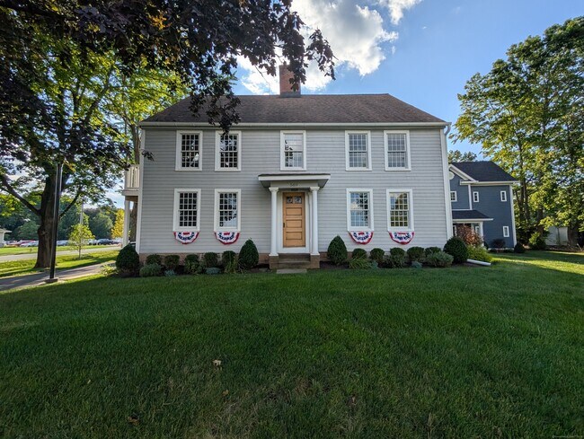 Photo - 589 S Main St Rental