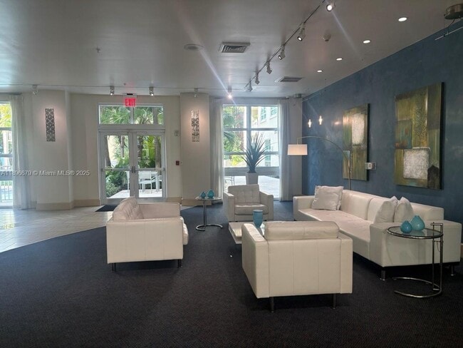 Photo - 2000 N Bayshore Dr Unit 1406