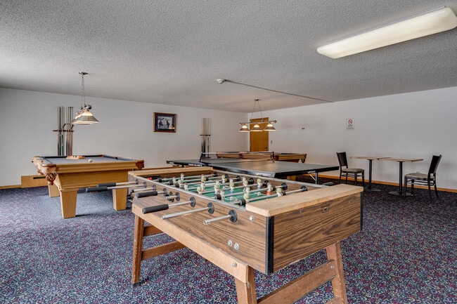 Aquarius Apartments