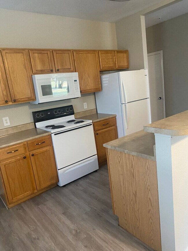 1000 Diamond Dr Unit 0702