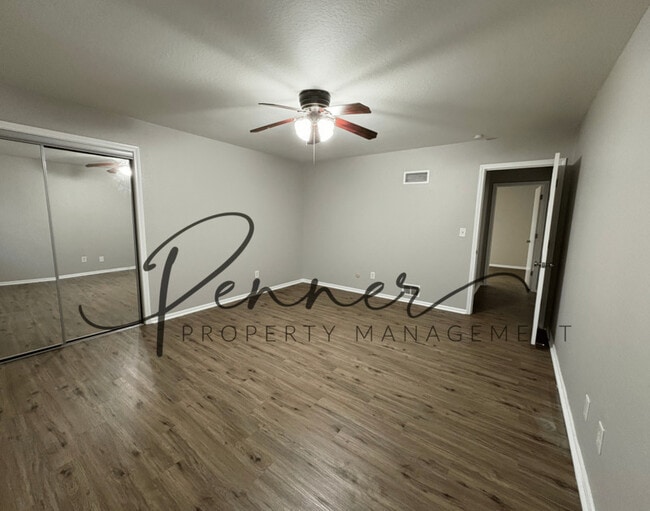 Photo - 1713 E T C Lea Rd