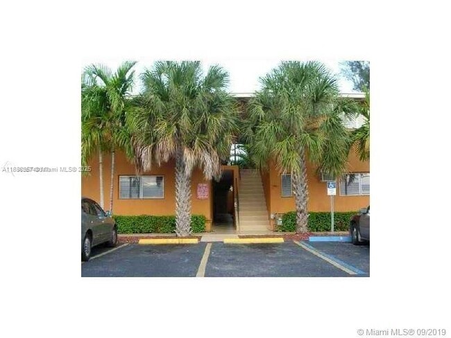 Building Photo - 7901 SW 64th Ave Unit 16
