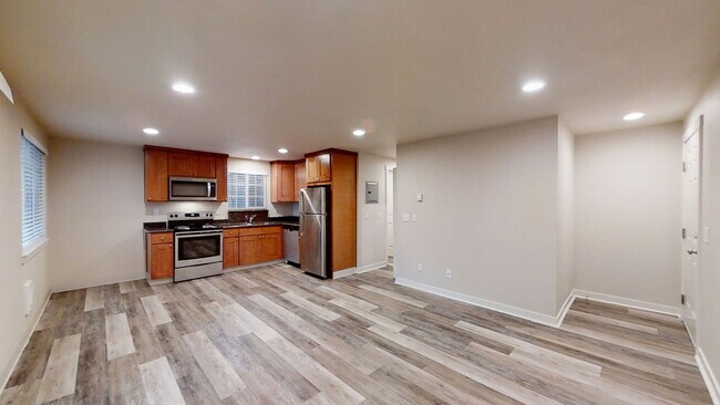Photo - 2301 S 74th St