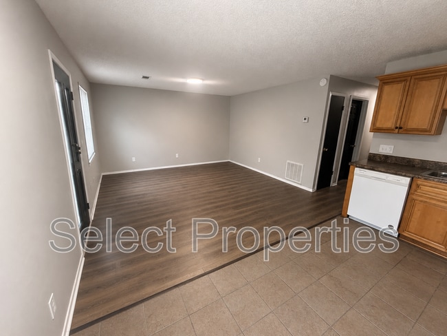 Photo - 4809 Samantha Ave