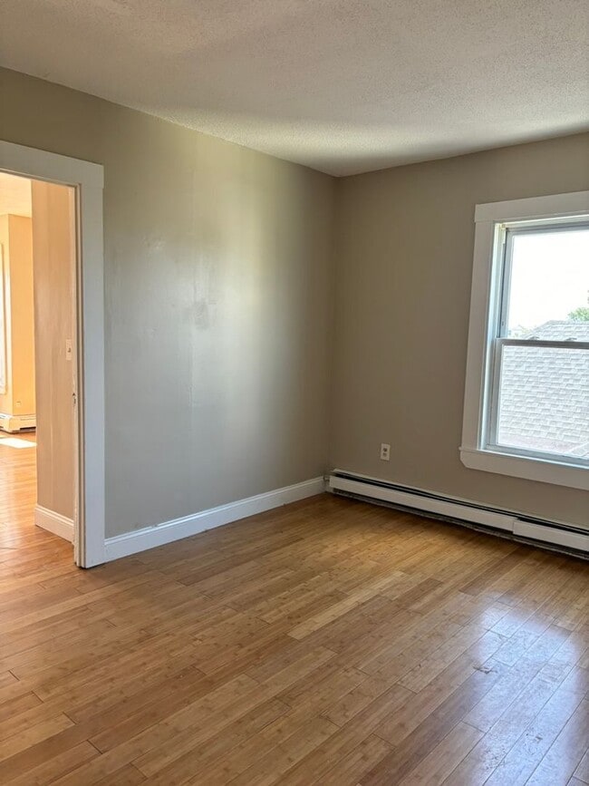 Photo - 10-12 Rockdale Ave Unit 3