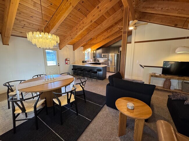 Photo - 140 Tahoma Ave