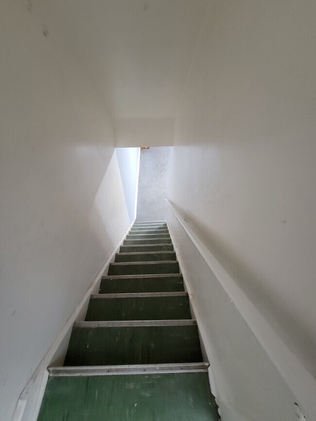 Photo - 2732 Beryl Ave