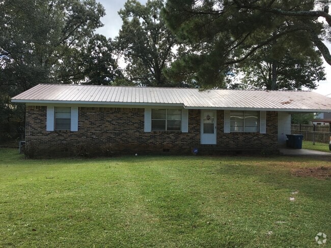 Building Photo - 932 Carson Ln SW Rental