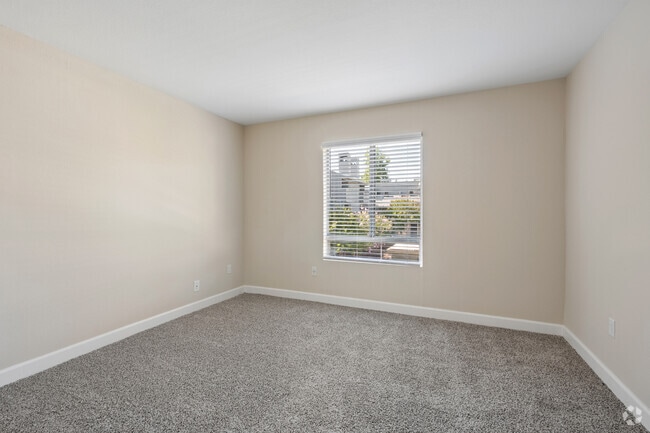 Sierra Peak 2BR, 2BA - 1,032SF - Second Bedroom