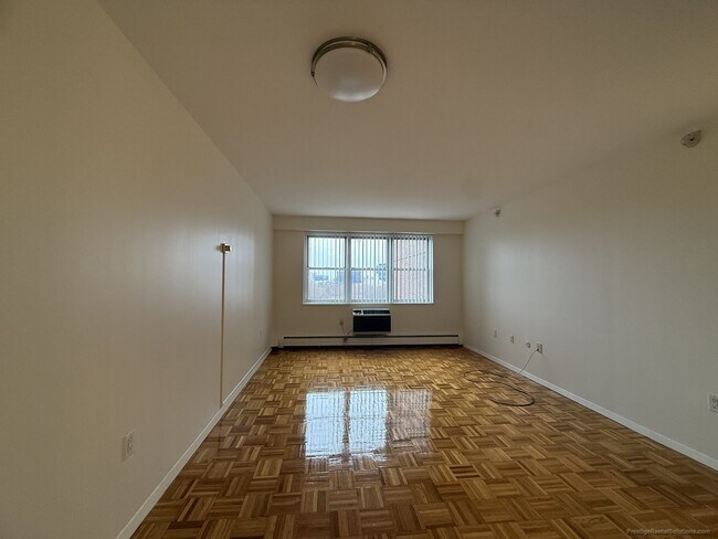 Photo - 530 Cambridge St Unit 807